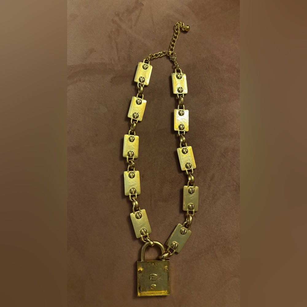 Kenneth Jay Lane KJL Padlock Necklace 23” Chain Gold Tone Statement Vintage 80s - Picture 6 of 6